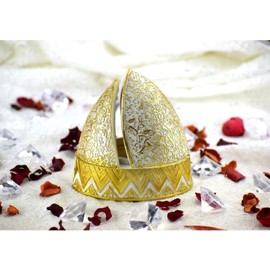 Intense Oud Calligraphy Arched Beehive Dome Style Closed Incense Bakhoor Burner - White