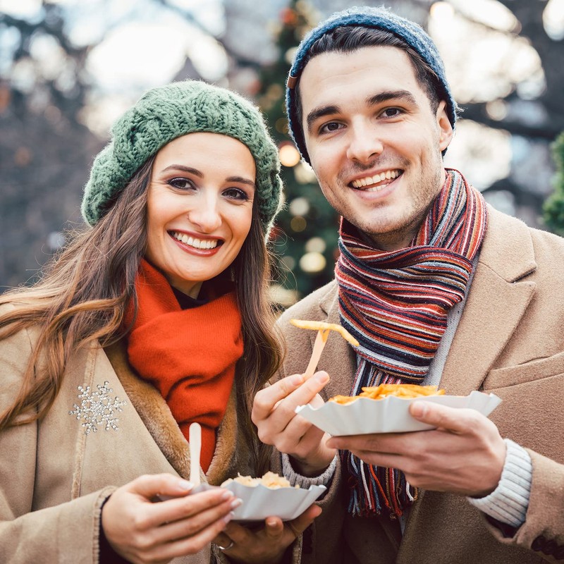 XNHIU Snowflake Brooch Pin Crystal Xmas Chest Pin