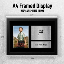 HWC Trading FR A4 Iain Armitage Young Sheldon Sheldon Cooper Gifts Printed Signed Autograph Picture for TV Show Fans - A4 Framed