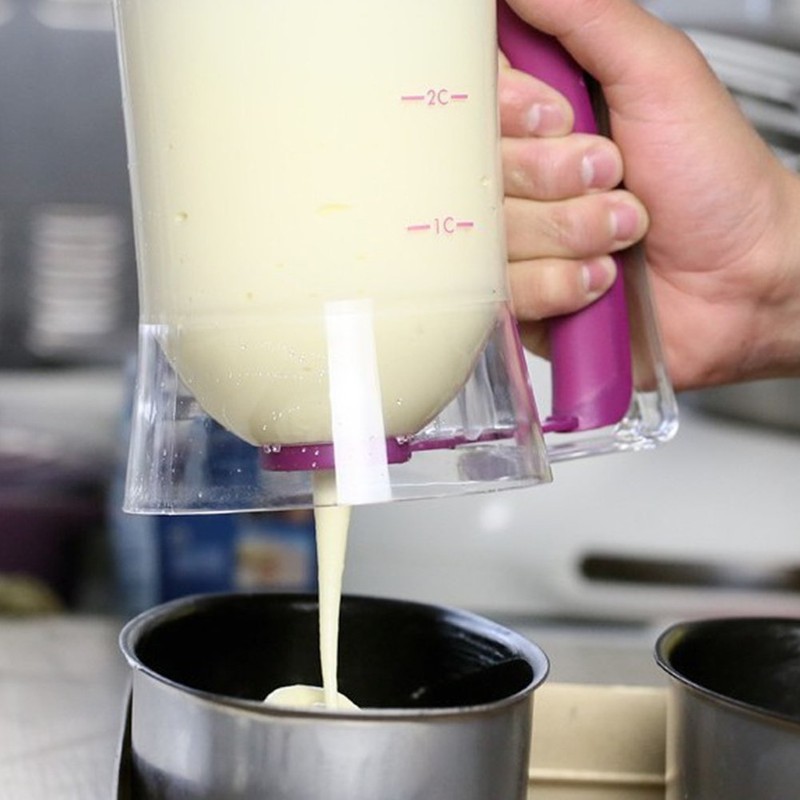 Pancake Batter Dispenser for Cakes Cookies, Graduated Scale, 900mL