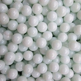 Rastogi Handicrafts Glass Marble White, Sky Blue, Round Opaque Glass Marbles for Filling Vases, Games & Decor, Beads, Subtle Texture, Smooth Bridal Design (100 White (15 mm)