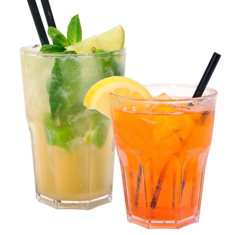 AIOS Avenue's Set of 6 Unbreakable Polycarbonate Octagon Shaped Tumblers.