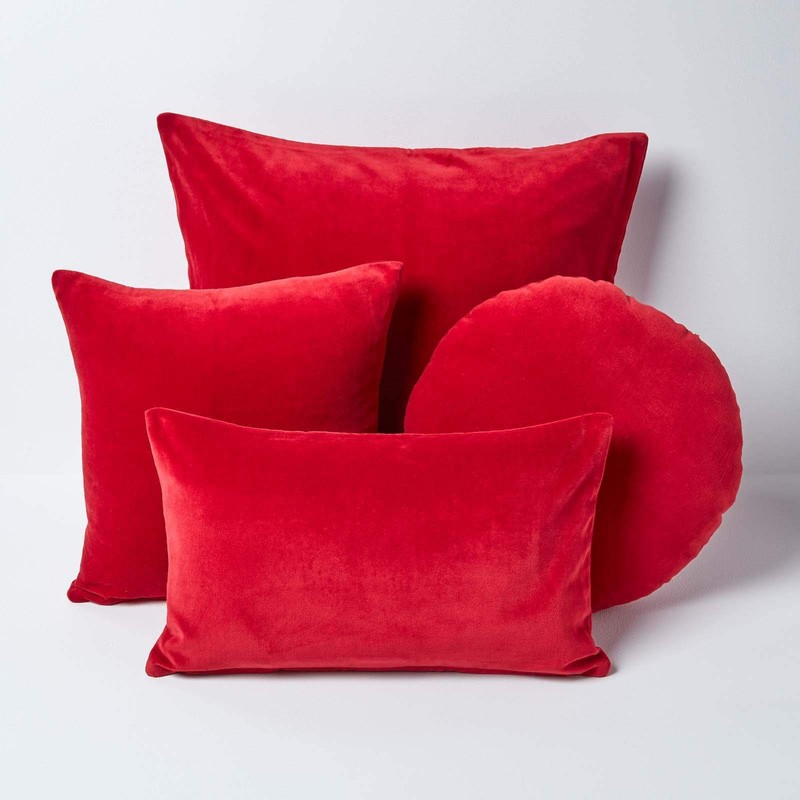Homescapes Velvet Cushion Cover, Red, Soft Decorative Cushion Cover 40