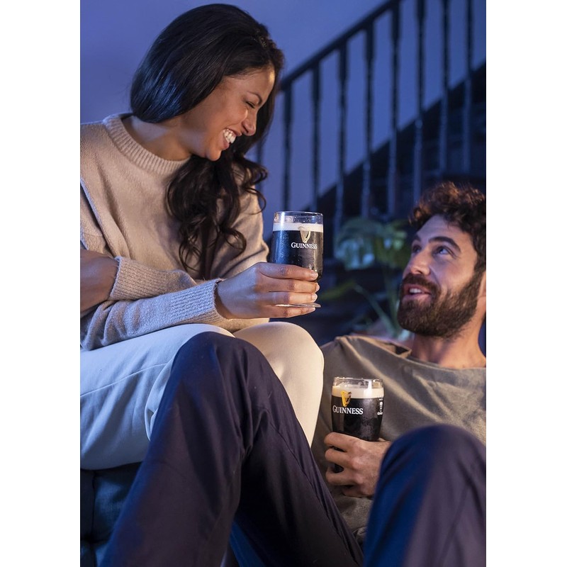 Shamrock Gift Company Guinness Glass with Embossed Stem 420ml Classic