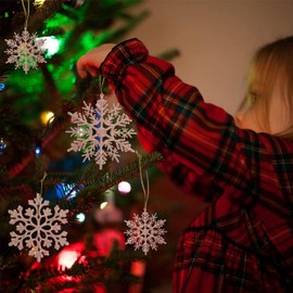 Christmas Decoration Pink, Christmas Snowflakes Decoration 24 Pieces Pink Glitter Snowflakes for Christmas Tree, Window & Door - Hanging Decoration Ornaments for Festive Christmas Decoration