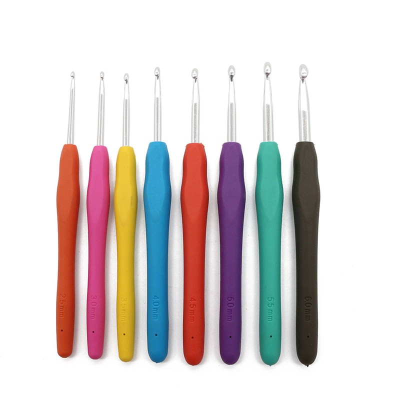 Crochet Hook Set Assorted Size TPR Soft Handle Sturdy Aluminium