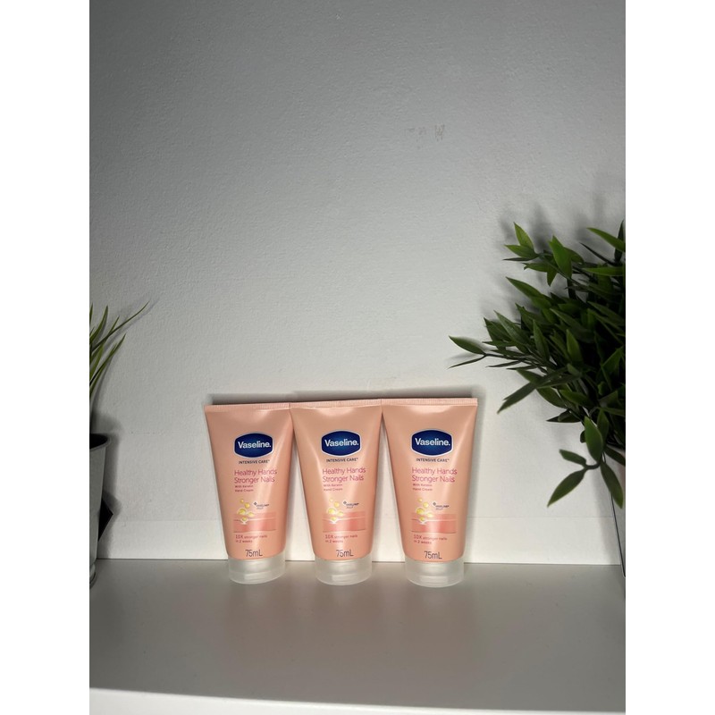 MM Vaseline Healthy Hands Stronger Nails Hand Cream 3x 75ml