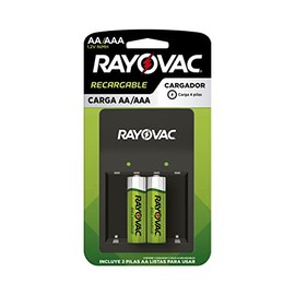 Rayovac Cargador para Pilas Recargables AA y AAA – Diseño Compacto con Indicadores LED, Apagado Automático y Conexión USB, Incluye 2 Pilas AA Pre-Cargadas