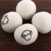 2 pcs White no Pattern Reusable Wool Dryer Balls Fabric