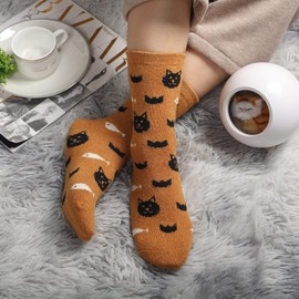 Blu Ninfee Thermal Socks for Women 4-7 Warm Wool Socks, 5Pairs Ladies Winter Thick Cute Crew Socks, Cartoon Cat Woolen Socks for Christmas