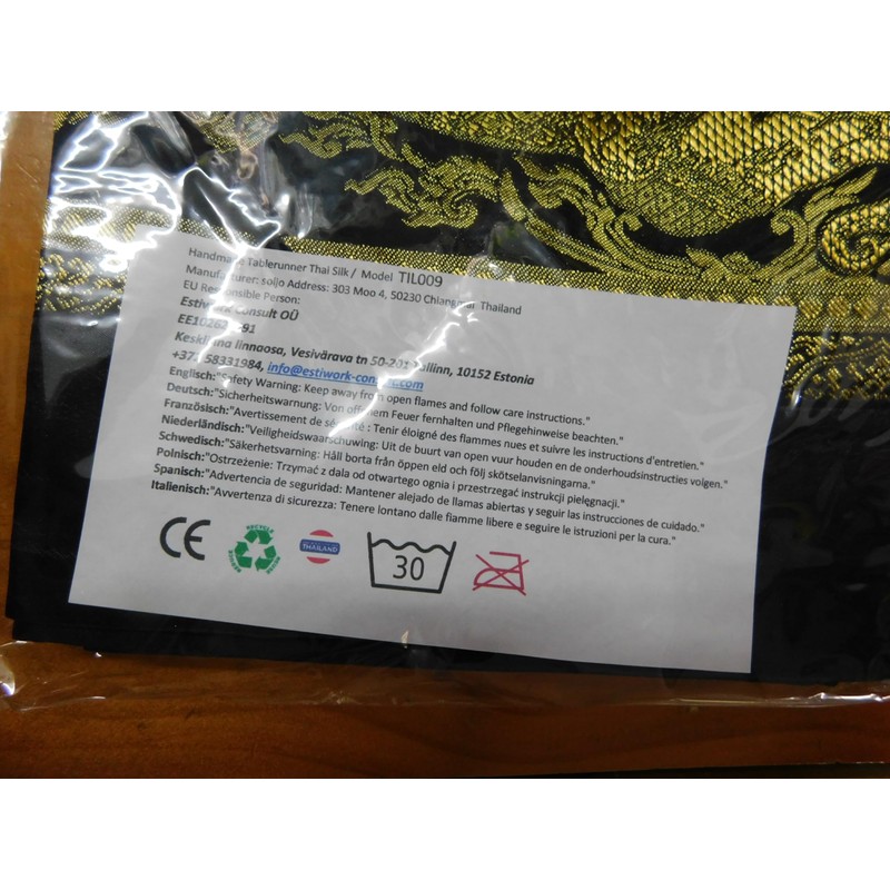 Table Runner Elephant Tablecloth Tablerunner Elegant Thai Silk (black)