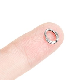 HOLAILS 100PCS Small Key Rings Stainless Steel Split Rings Mini Metal Ring Functions on connectors for or Jewelry Making and Keychain Rins(0.31 inches, Silver)