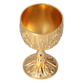 GBSCLOVER 2Pcs Chalice Goblet Set, 30ml Gold Goblet, Embossed Medieval Chalice, European Metal Vintage Chalice for Kitchen, Home, Bar, Party, Wedding Decoration, 1.7x2.7in