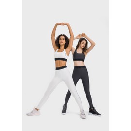 AMRIY Women's Medium Support Sports Bra with Adjustable Straps Removable Pads Color Contrast Band Yoga Workout Bra White,4