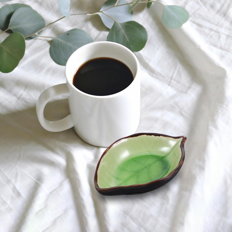 Didiseaon 2pcs Leaf Shaped Ceramic Spoon Holder Utensil Rest for