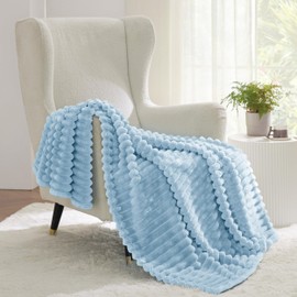 Bedsure Fluffy Fleece Throw Blanket for Sofa - Soft Cosy Warm Blankets for Bed, Soft Cute Single Throw Gifts for Women and Girls, Dream Blue, 130x170 cm