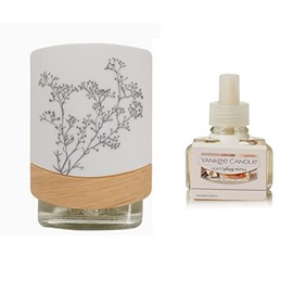 Yankee Candle Natural Simplicity with Light Scent-Plug Diffuser Unit and a Vanilla Crème Brûlée Home Fragrance Electric Refill