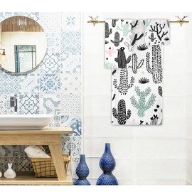 Naanle Retro Cactus Soft Set of 3 Towels, 1 Bath Towel+1 Hand Towel+1 Washcloth, Decorative for Bathroom, Hotel, Kitchen, Spa and Beach