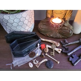 Bone Casting Kit for Hoodoo Witchcraft Divination Magick Bone Throwing Gift Set