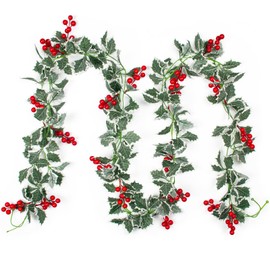 Paquete de 3 guirnaldas artificiales de Pascua de Navidad de 25.5 pies con borde blanco, hojas de acebo verdes para Navidad, hogar, comedor, terraza, barandilla, decoración de escaleras (vid de bayas)