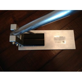 Oyster & Clam Shucker - Super Shucker - Professional Grade - Made in the USA