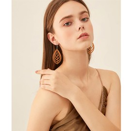 Boho Natural Wood Teardrop Geometric Lightweight Drop Circle Earrings Handmade Natural Retro Bohemia Retro Teardrop Earrings for Women (4 Retro Wood Earrings)