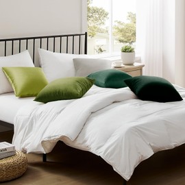 Softalker Christmas Cushion Cover, 50 x 50 cm, Green, Set of 4, Velvet Cushion Covers, Christmas Decoration, Sofa Cushion, Decorative Cushion, Living Room, Children's Room, Dining Room, Cafe, Hotel,