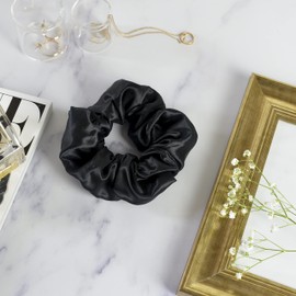 OFFTOPIC® 2 Pieces Pure Silk Scrunchies for Broken Hair and Traces on Hair Scrunchies Silk Scrunchies Elegant Accessory Oeko-Tex Certified White and Black