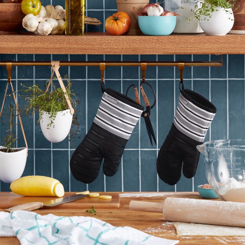 KitchenAid KA Albany OM Oven Mitt Set, 7"x13", Onyx Black