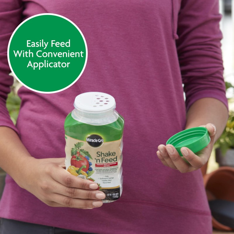 Miracle-Gro Shake 'N Feed Tomato, Fruit and Vegetable Plant Food,