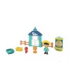 Dino Ranch Medium Environmental Hatchery Adventure Figure and Accessories Set