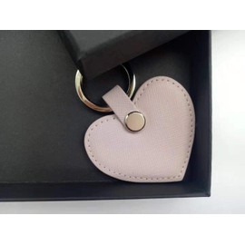 DAN Fashion Leather Keychain Heart Shape Cute Leather Key Ring Car Key Holder (Pink)