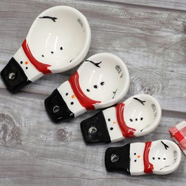 WAYUTO Set of 4 Ceramic Measuring Spoons Baking Measuring Scoops Cooking Measuring Spoons Measuring Teaspoons and Tablespoons for Kitchen Decoration Snowman