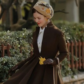 Harssidanzar Womens Leather Gloves Winter Warm Cashmere Lining Touchscreen Texting Warm Driving Lambskin Leather Gloves GL017,Saddle,Size XL