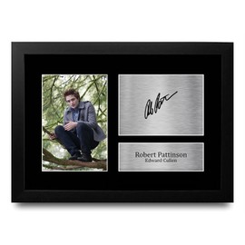 HWC Trading FR A4 Robert Pattinson Twilight Gifts Printed Signed Autograph Picture for Movie Memorabilia Fans - A4 Framed