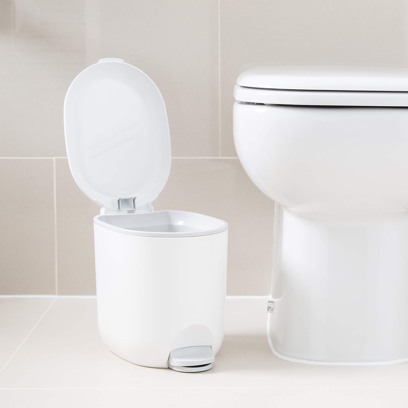 Addis 518503 Premium Deluxe Bathroom Pedal Bin with inner, 3.5