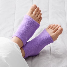 Varen Baren heel moisturizing experience set (2 heel patches + 2 foot packs + 1 pair of soft heel socks) / 바렌 뒷꿈치 보습 체험 SET (힐패치 2매입+풋 팩 2매입+보들 꿈치양말 1쌍)