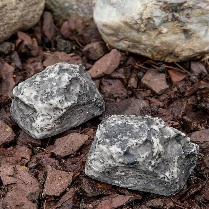 HARONAR Outdoor Key Hider - Discreet Rock Design for Safe