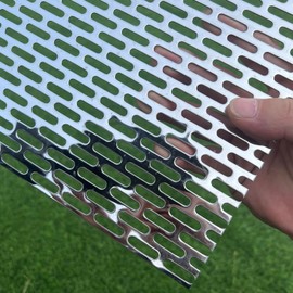 FengYoo 19.6"x9.8" Perforated Metal Sheets 19Gauge Expanded Metal Mesh Opening Oblong Holes 0.2x0.8inch (About 5x20mm)Perforated 304 Stainless Steel sheet Mesh Screen Metal Screen Panel Decorative Me