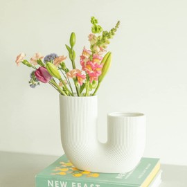 White U Shaped Vase for Flowers, Ceramic Minimalist Vase, Nordic Modern Vase for Living Room, Table, Centrepiece, Home Decor