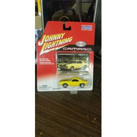 Johnny Lightning Chevy Camaro Z-28 Yellow Die Cast Metal 35Th Anniversary 1969