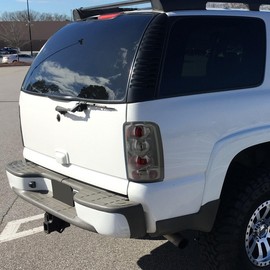 Azuresea 1pc Tail Light Assembly Rear Left Driver or Right Passenger Side ABS Plastic Polycarbonate Carbon Chrome Smoked Lamps for Yukon for Tahoe for Suburban 2500/1500 for Yukon XL 2500/1500