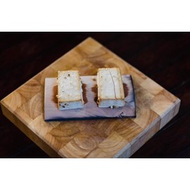 Wildwood Grilling Bulk 50-Pack 5" x 7" Western Cedar Grilling Planks Perfect Quantity for Restaurants, Chefs, and Deli's - Great for Adding Flavor and for Presentation - USA-Made and Sourced