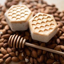 Pacha SOAP Froth Bath Bomb 3 Pack, Nourishing, Moisturizing, Sweet Honey Almond, Naturally Derived & Handcrafted in The USA