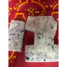 Handmade Cookie and Cream Fudge *nut free* 1/2 pound