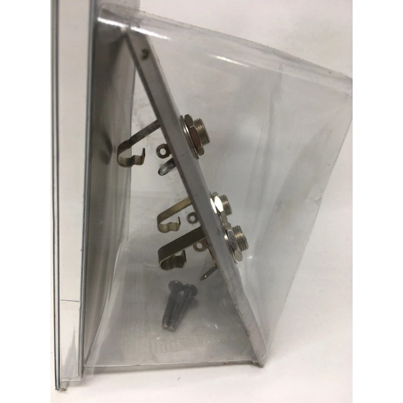 Rapco International | Single Gang Wallplate w/ 3 Triangle #11