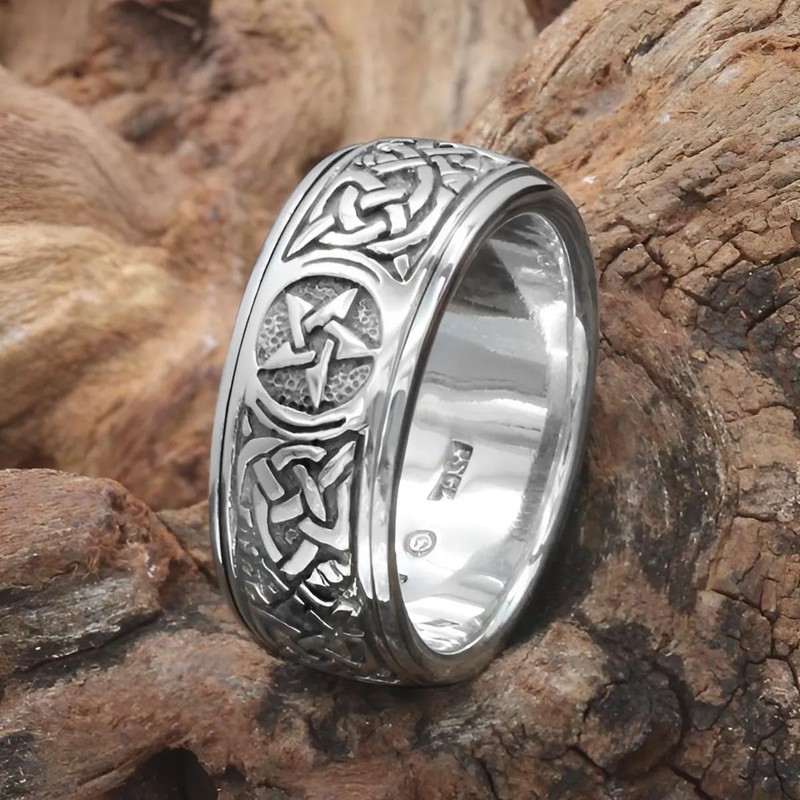 Moonlight Mysteries Silver Celtic Knot Pentacle Spinner Worry Ring for