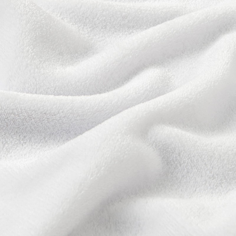 BEDELITE Fleece Blanket White Throw Blanket for Couch & Bed,