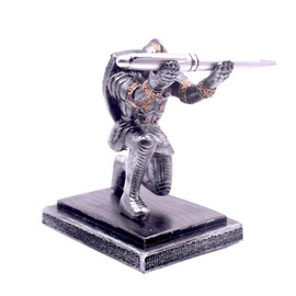 AMJUDOT Knight Pen Holder Shield Soldier Knight Pen Holder Desk Organizers Pencil Holder（Iron