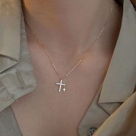 Xduargs Boho Crystal Cross Necklace Choker Vintage Rhinestone Cross Choker Necklace Tiny Cross Crucifix Pendant Necklace Sparkling CZ Paved Cross Necklace Chain Jewellery (Gold), Zinc, No Gemstone